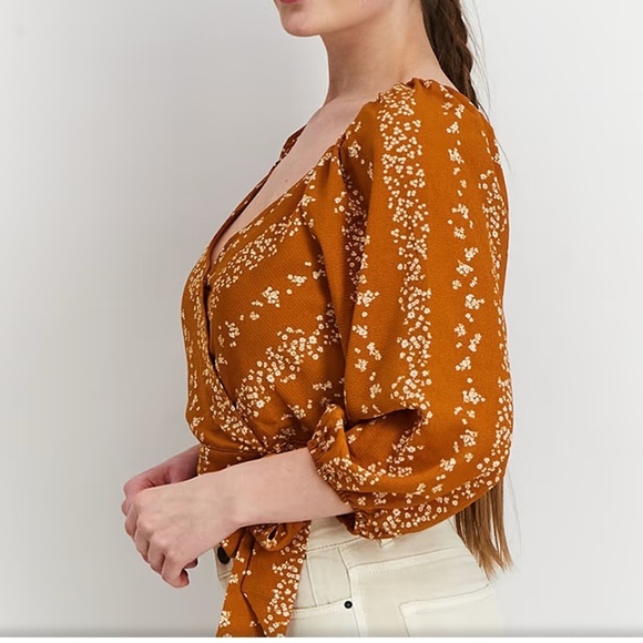 BCBG Paris Floral Stripe 3/4 Sleeve Woven Top Size M - Picture 3 of 14